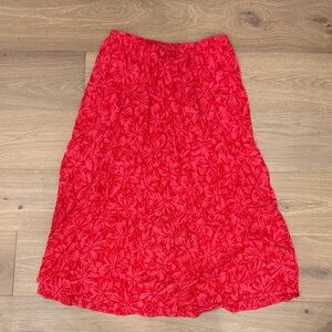 Elegant Red Floral A-Line Skirt ❤️❤️💋